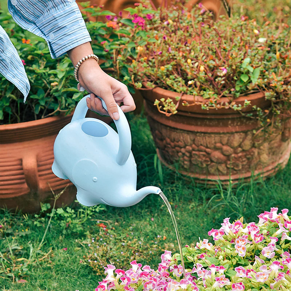 Blue Elephant Watering Can, 1 L Elephant Shape Watering Can Pot Plastic Novelty Watering Can Cute Animal Watering Cans