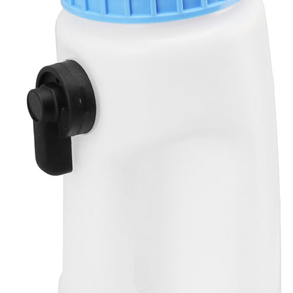 2.5L Vertical Calf Feeding Bottle with Handle Strong Sealing PE Calf Nursing Bottle for Lambs Calves Other Animals