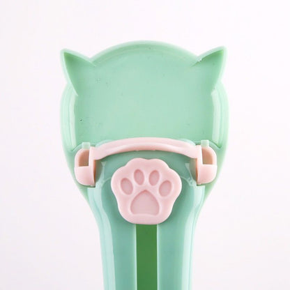 Cat Treat Paste Dispenser Spoon with Cat Paw Push Button – Portable Squeeze Feeder for Wet Food, Mess-Free Outdoor Use, Easy Clean Food-Grade PP, Cute Ear-Shaped Scoop Design (Blue)